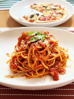 シンプル!ベーコンのトマトソースパスタ-レシピのメイン写真