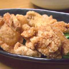 รูปของ ザクっとサクサク！鶏皮せんべい