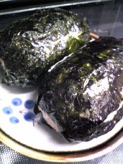 塩握り 超簡単☆基本中の基本♪究極の塩むすび♫ by あけぼしたびと