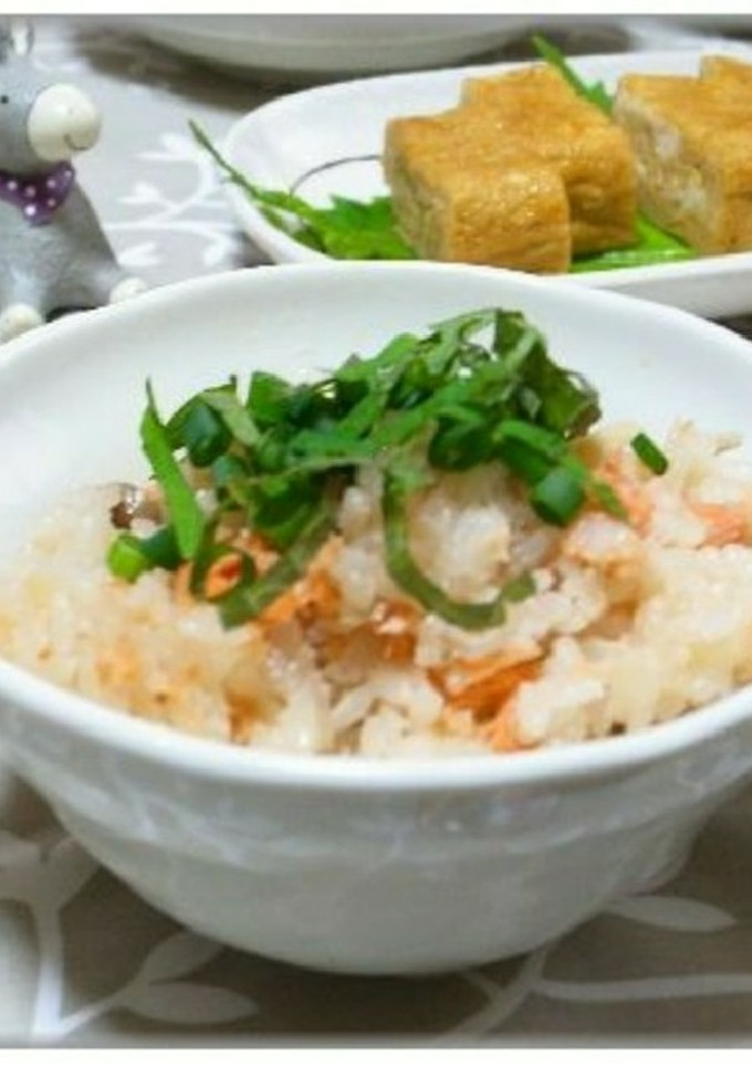 炊飯器におまかせ＊鮭の炊き込みごはん-レシピのメイン写真