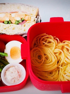 ツナサラダパスタとサンドイッチ弁当-レシピのメイン写真