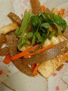 ★超簡単 ちくわとこんにゃくのキンピラ-レシピのメイン写真
