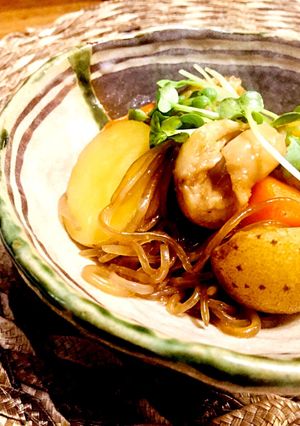 新ジャガと鶏皮で肉ジャガ-レシピのメイン写真