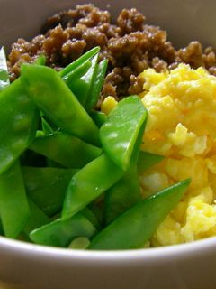 三色そぼろ丼-レシピのメイン写真