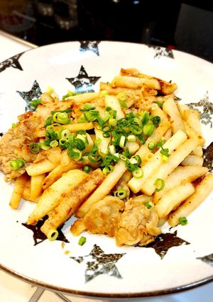 簡単！豚肉と山芋のバタポン炒め♥-レシピのメイン写真