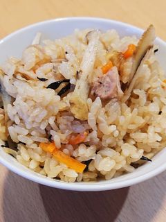 鶏ごぼうの炊き込みご飯-レシピのメイン写真