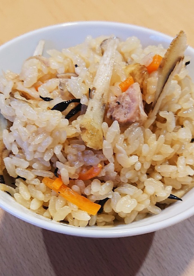 鶏ごぼうの炊き込みご飯-レシピのメイン写真