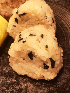 わかめご飯のおにぎり-レシピのメイン写真