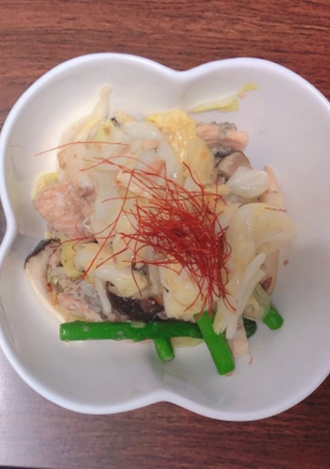 キャベツときのこと鮭のバター炒め-レシピのメイン写真