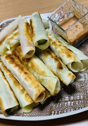 余った餃子の皮で巻いてみました。-レシピのメイン写真