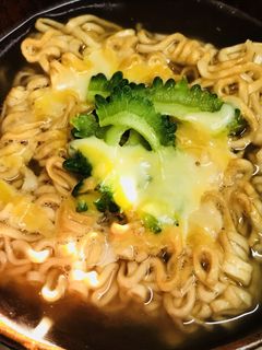 おやつラーメン●ゴーヤー&チーズかけ-レシピのメイン写真