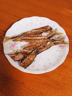 鯵フライの時に残った骨のせんべいです-レシピのメイン写真