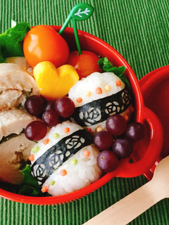 レンジで簡単!梅肉と大葉の鶏ハムレシピ-レシピのメイン写真