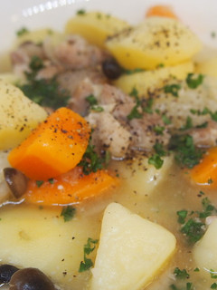 しめじ入り塩肉じゃが-レシピのメイン写真