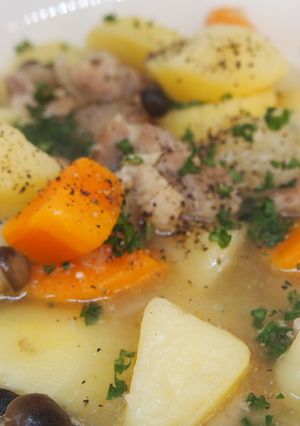 しめじ入り塩肉じゃが-レシピのメイン写真