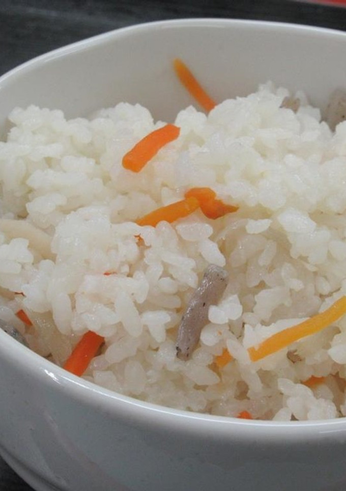 白だしで作る炊き込みご飯-レシピのメイン写真