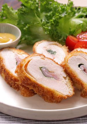 しっとりむね肉♡生ハムロールのチキンカツ-レシピのメイン写真