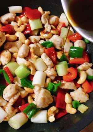 鶏肉とカシューナッツの炒めもの-レシピのメイン写真