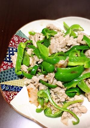 ピーマンと豚肉炒め-レシピのメイン写真