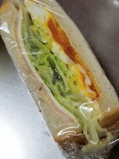 独り呑みWレタス&卵焼きサンド-レシピのメイン写真