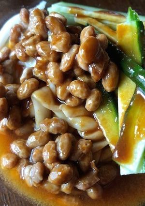 三河屋の煮ぬき汁でつくる納豆うどん-レシピのメイン写真