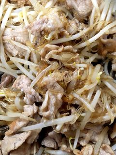 母の味! 豚肉ともやしの炒め物-レシピのメイン写真