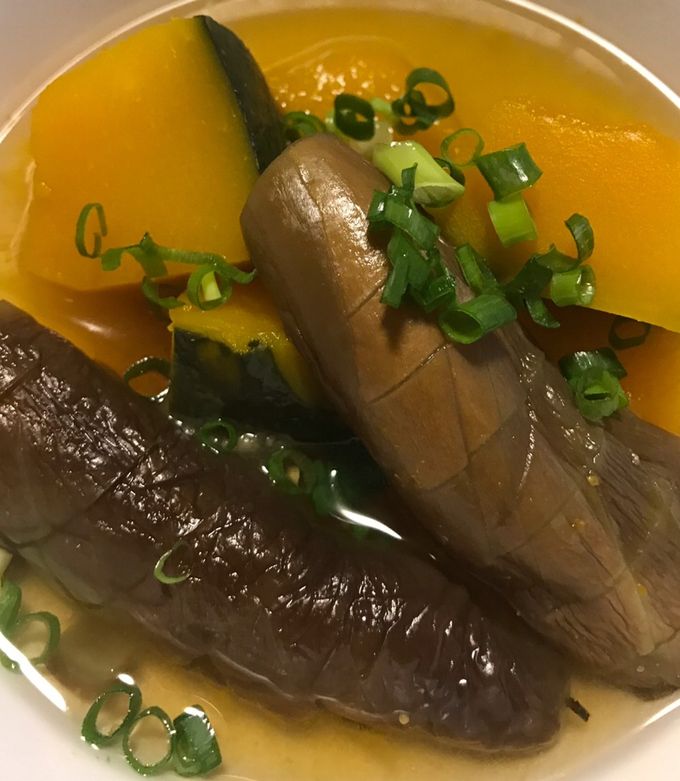 かぼちゃとなす きのう何食べた？ かぼちゃとなすの煮物 by ごろ太くん