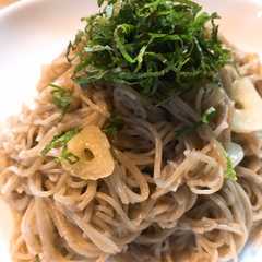 รูปของ 蕎麦ペペロンチーノ