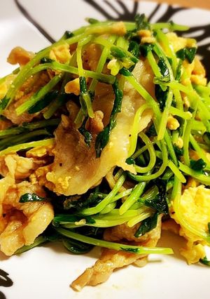 豆苗と豚こま炒め-レシピのメイン写真