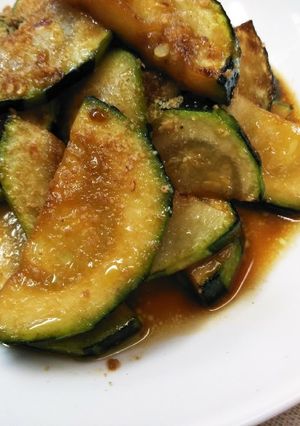 ズッキーニ大量消費　和風の甘辛醤油炒め-レシピのメイン写真