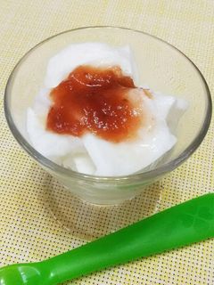 簡単いちごソースで☆デザート牛乳寒天。-レシピのメイン写真