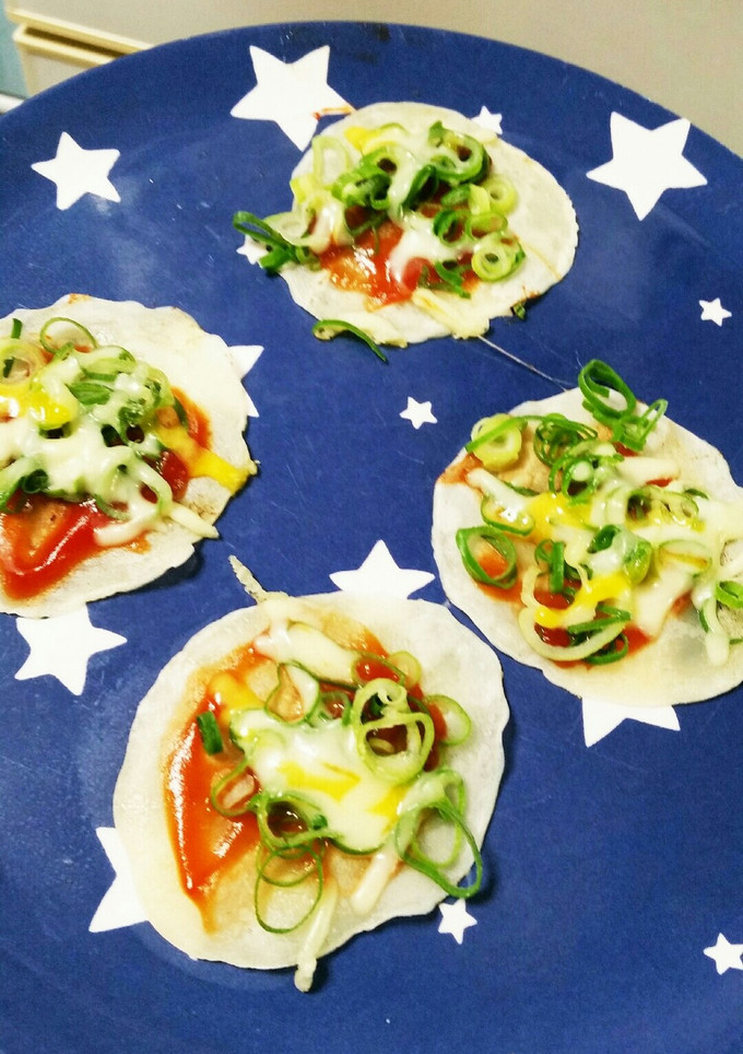 簡単　餃子の皮ピザ-レシピのメイン写真