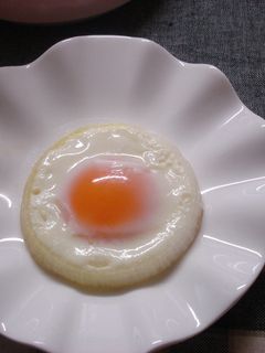 型ごと食べられる!まん丸☆目玉焼き-レシピのメイン写真