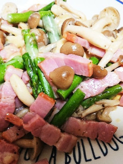 アスパラとベーコンとしめじのソテー-レシピのメイン写真