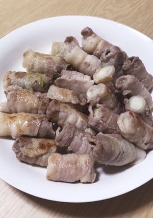 豚ばら肉の塩ねぎ巻き-レシピのメイン写真