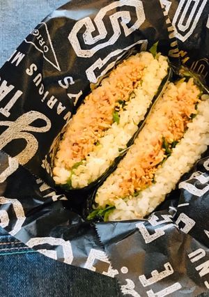 ☆はさむだけ！シーチキンと梅のおにぎらず-レシピのメイン写真