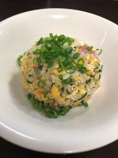 焦がしネギと梅干のチャーハン-レシピのメイン写真