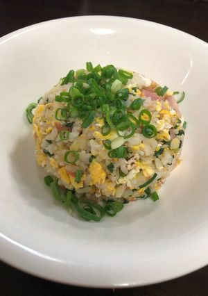 焦がしネギと梅干のチャーハン-レシピのメイン写真