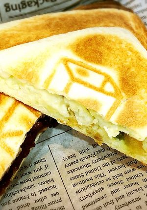 ホットサンド＊ジャーマンポテトをリメイク-レシピのメイン写真