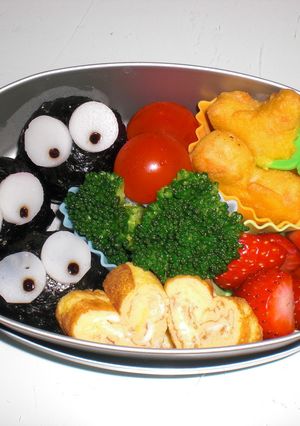 キャラ弁☆トトロ“まっくろくろすけ”弁当-レシピのメイン写真
