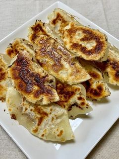 ふっくらもちっと豚海老餃子-レシピのメイン写真