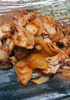 ご飯が止まらない!10分で作れるがっつり豚キムチ-レシピのメイン写真