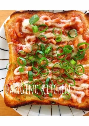 ＊ずぼら飯＊イカ塩辛アヒージョ風トースト-レシピのメイン写真