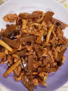 ご飯が進むこんにゃくと豚肉味噌炒め-レシピのメイン写真