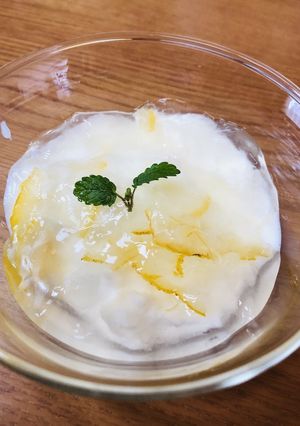 夏にぴったり！ヨーグルトムースゆずゼリー-レシピのメイン写真