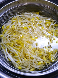 簡単!豆もやしの下処理-レシピのメイン写真