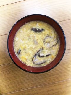 しいたけと卵たくさんかき玉汁-レシピのメイン写真