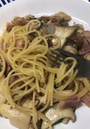 エリンギとベーコンのペペロンチーノ-レシピのメイン写真