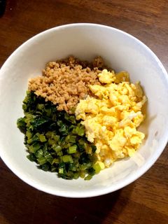 とりそぼろ(三色丼のそぼろ)-レシピのメイン写真