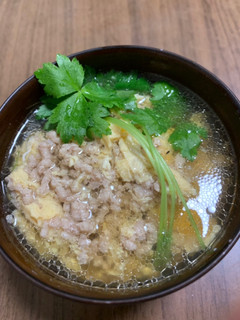 三つ葉が主役!挽肉とたっぷり三つ葉のお汁-レシピのメイン写真